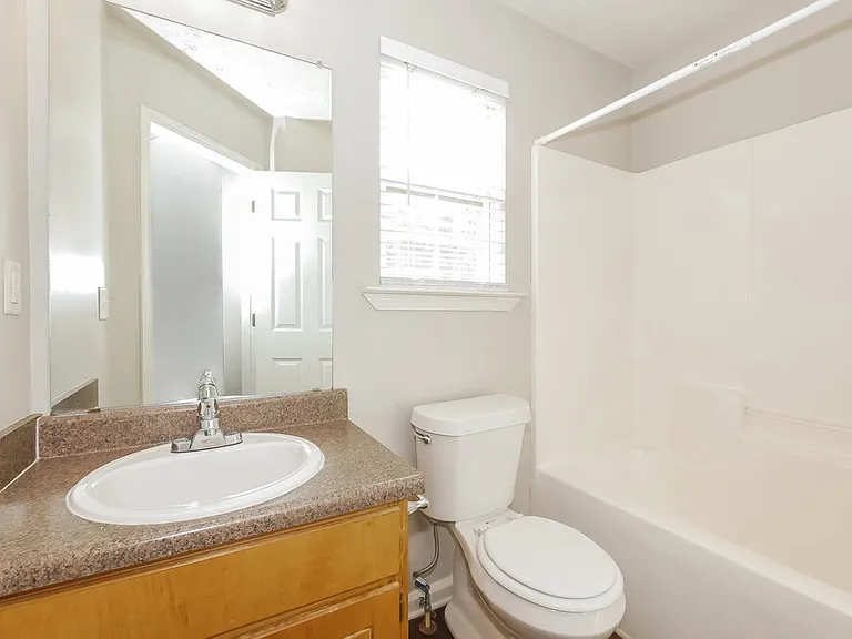 1002 Allegiance Dr — Photo 19