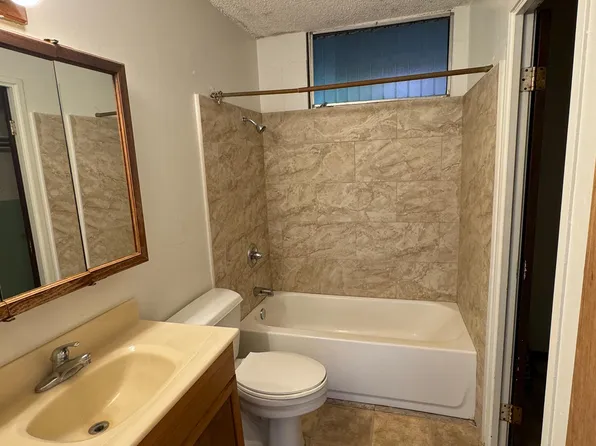 95-065 Waikalani Dr, Mililani, HI