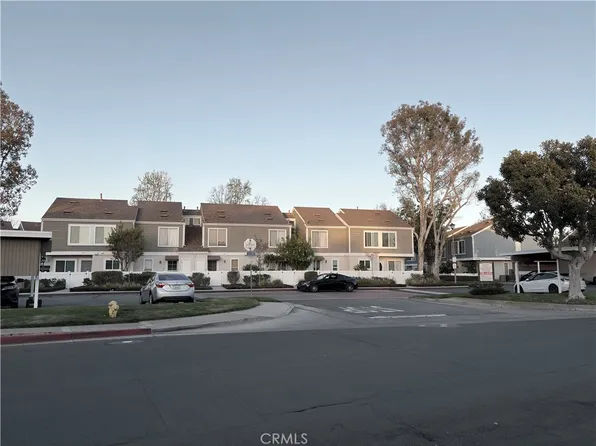 50 Allenwood Ln, Aliso Viejo, CA 92656