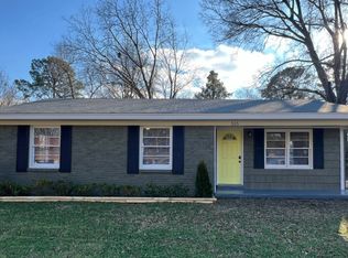 515 Holiday Rd, Memphis, TN 38109