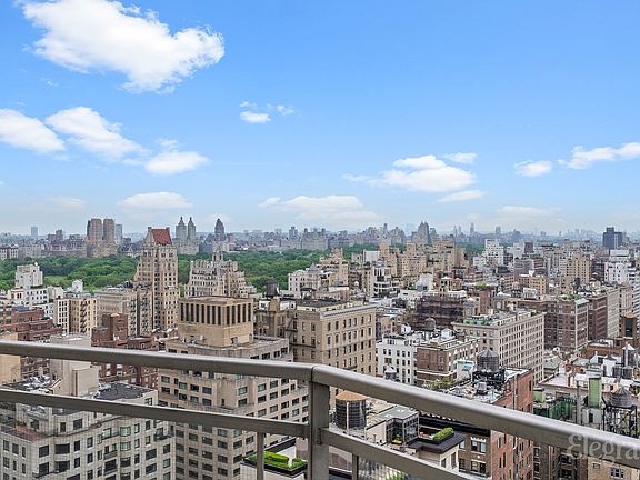 5th image of 118 E 60th St #33ABH