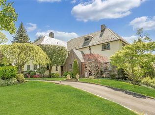 145 Elmsmere Rd, Bronxville, NY 10708