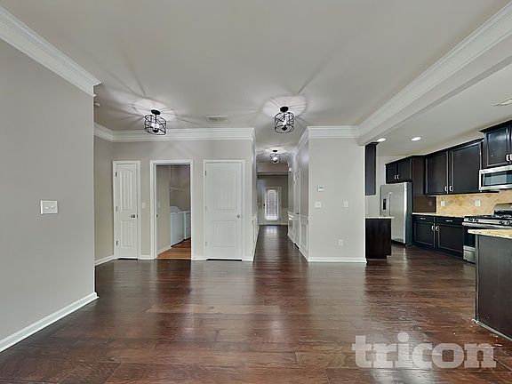 2nd image of 1413 Wilson Manor Cir