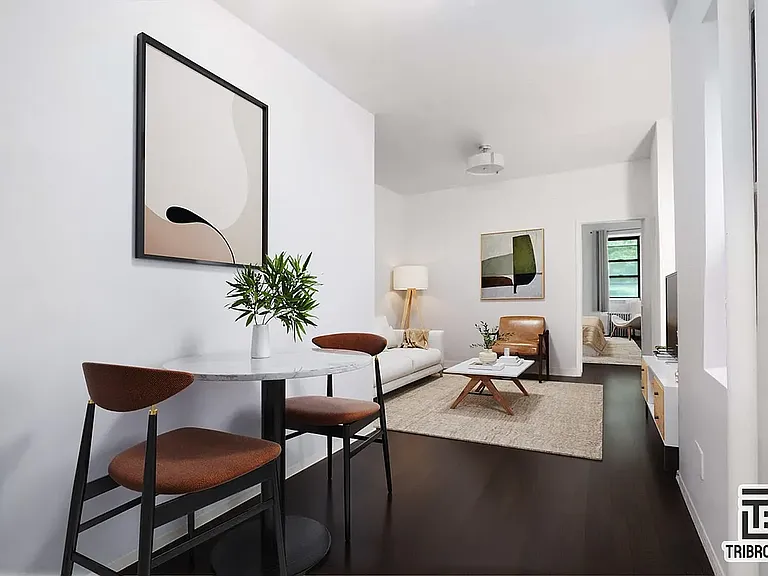 403 E 77th St #1 — Photo 4