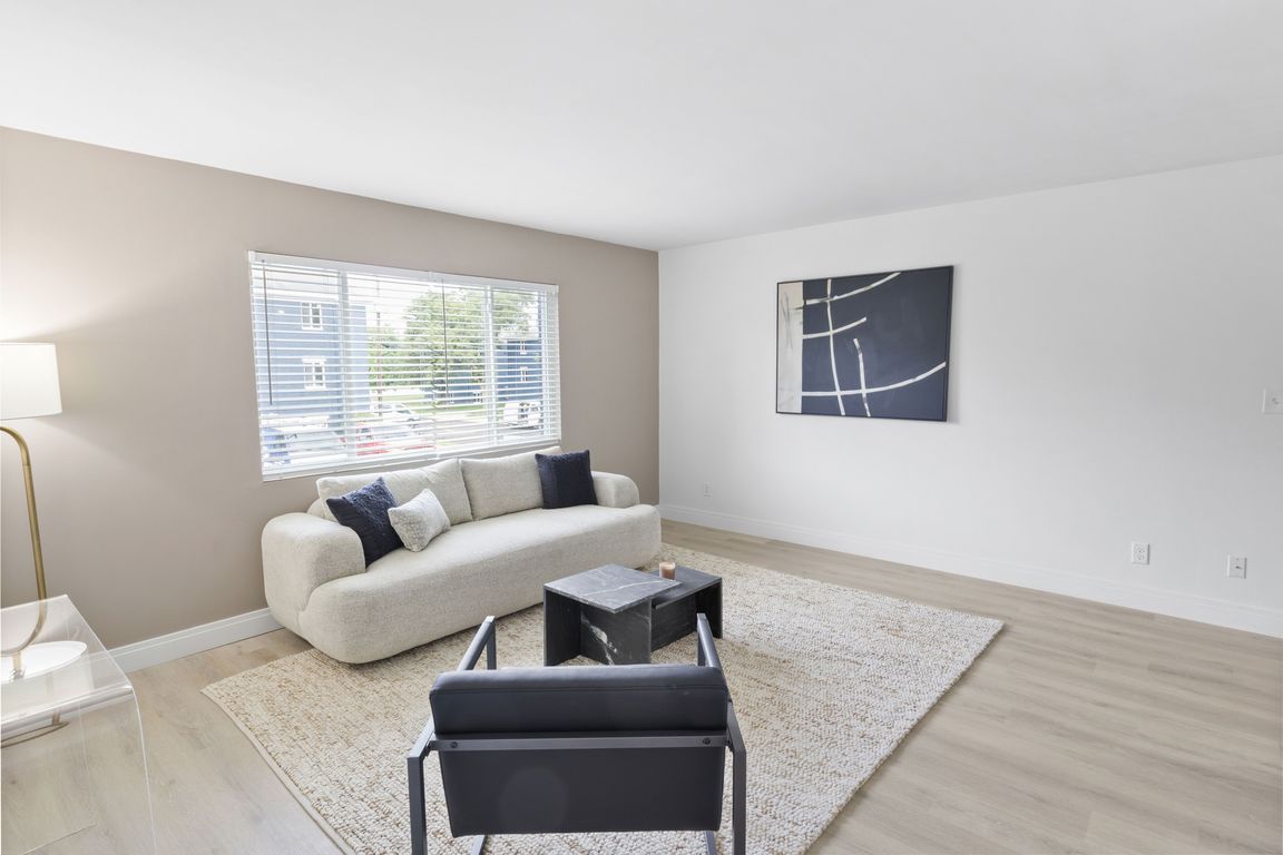 Living Room | Cadence of Newport