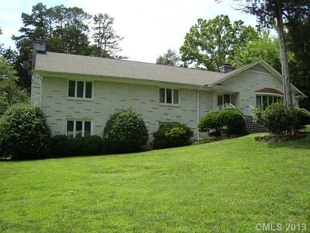 1st image of 6826 Folger Dr