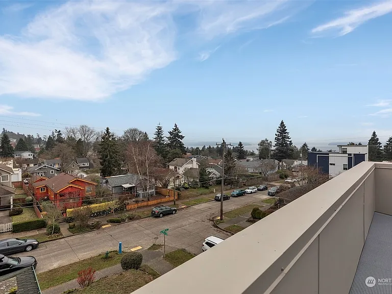 6542 44th Ave SW #B — Photo 15
