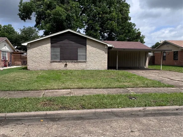 3241 Santiago Dr, Mesquite, TX 75150