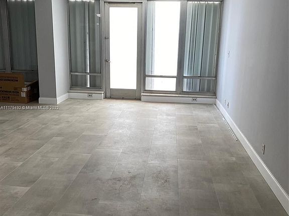 4th image of 4020 Galt Ocean Dr APT 308