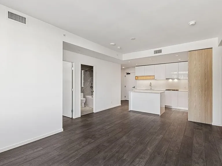 6500 Minoru Blvd #1107 — Photo 10