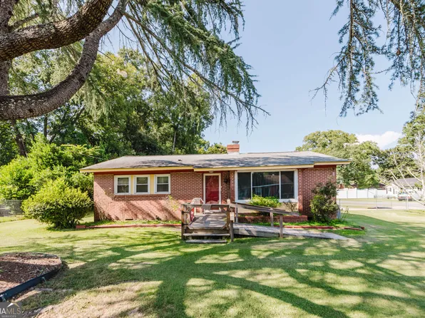 224 Shirley Dr, Warner Robins, GA 31088