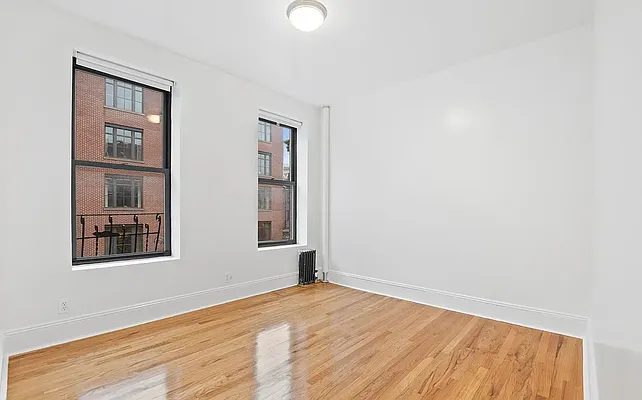 Rented by REAL New York | media 11