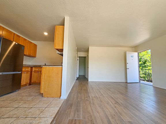 3rd image of 407 E Santa Fe Ave #407