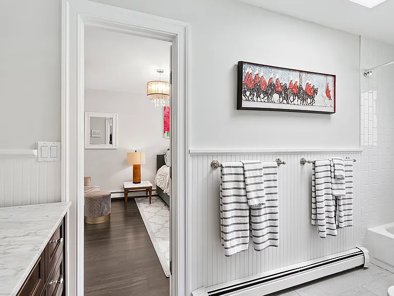 36 Bonac Wood Ln — Photo 9