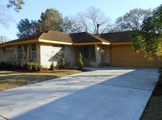 5311 Briarbend Dr, Houston, TX 77096