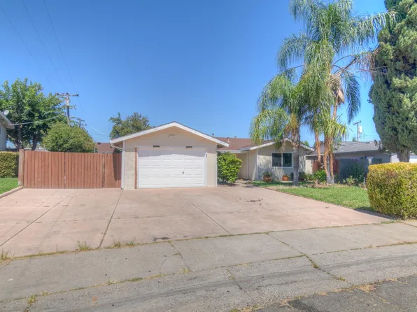 5621 Revelstok Dr, Sacramento, CA 95842