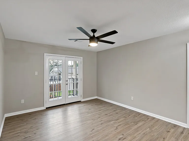 700 S Sims Ave #122 — Photo 3