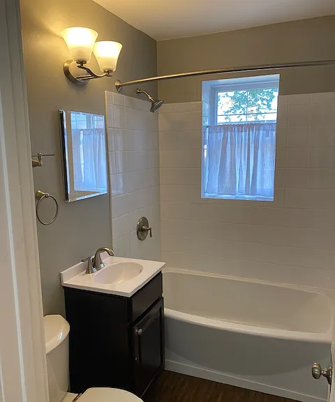 354 Laurel St #3 — Photo 3