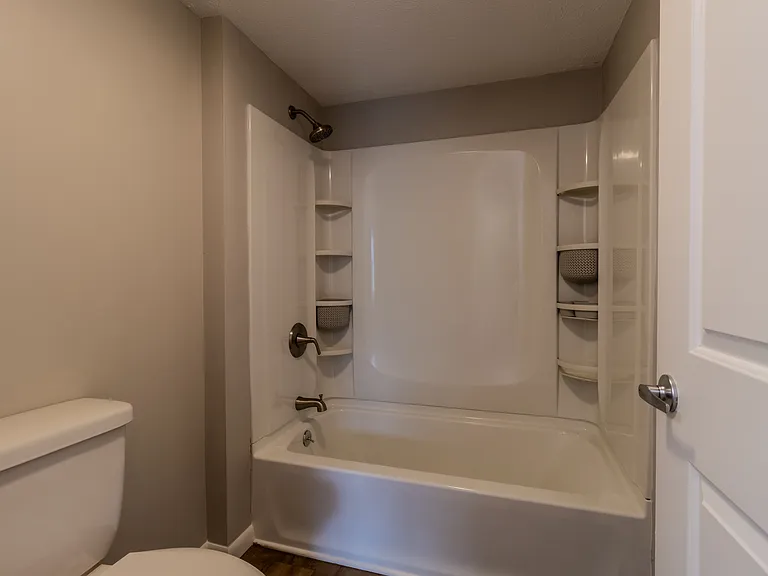 The Tides 1510 Veterans Dr — Photo 30