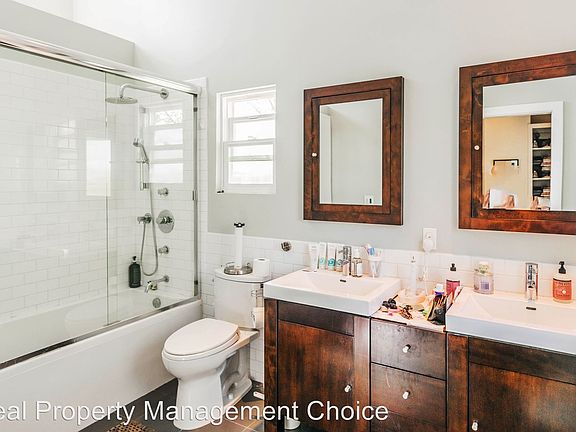 4th image of 708 El Redondo Ave #1