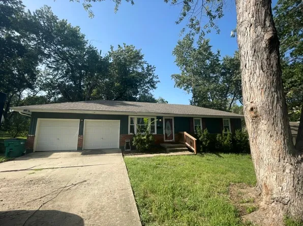 9330 E 85th St, Raytown, MO 64138