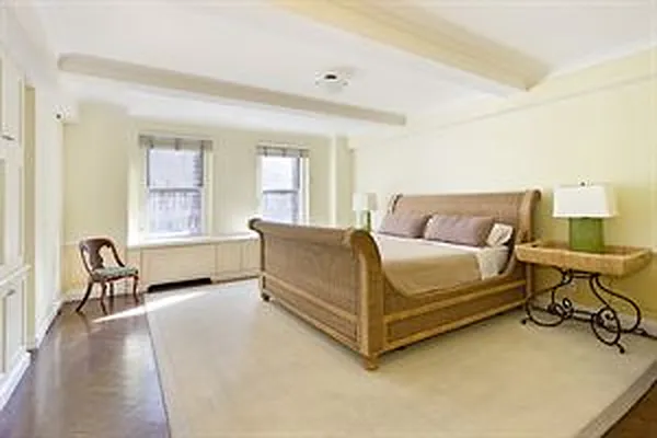 Rented by Douglas Elliman | media 4
