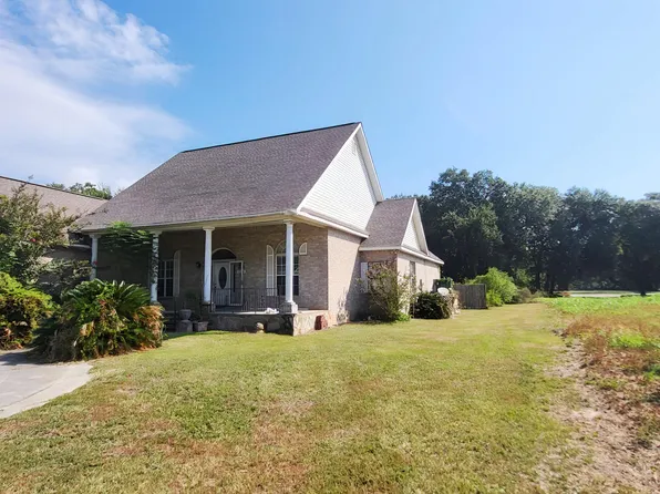 224 Clarence Ave, Pass Christian, MS 39571
