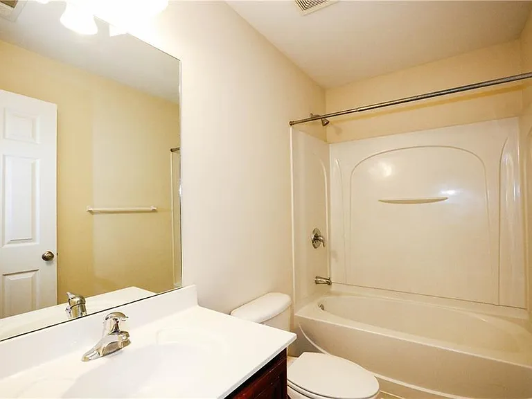 1187 Kendrew Pass — Photo 24