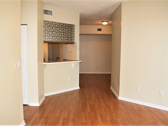 4th image of 4035 Grande Vista Blvd APT 203
