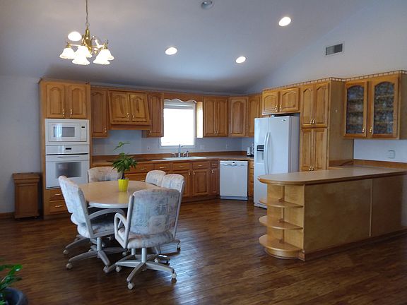 5th image of 212 Janet Lynn Ct