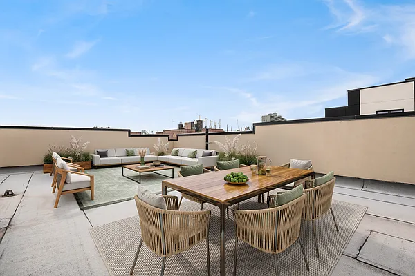 Rented by Bohemia Realty Group | media 14