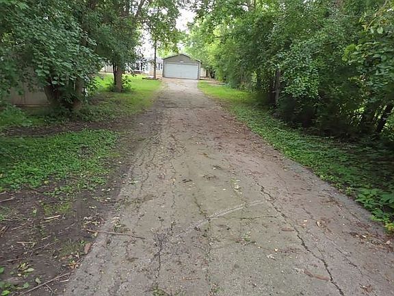 4th image of 108 Ridgeland Ave