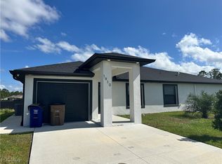 1910 Richmond Ave N, Lehigh Acres, FL 33972