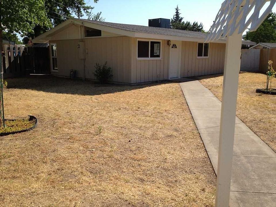 1st image of 213 N 8th Ave