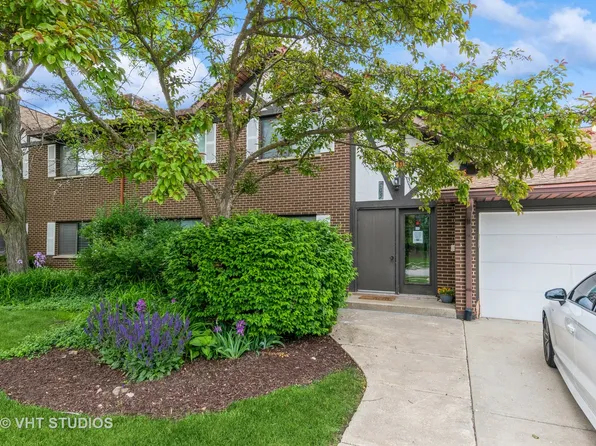 305 Walters Ln APT 1B, Itasca, IL 60143