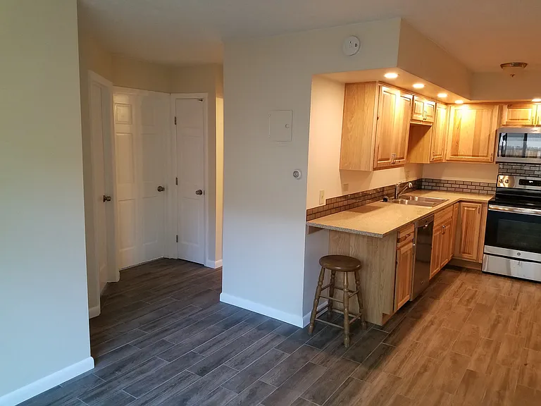1280 Wolff St #10 — Photo 5