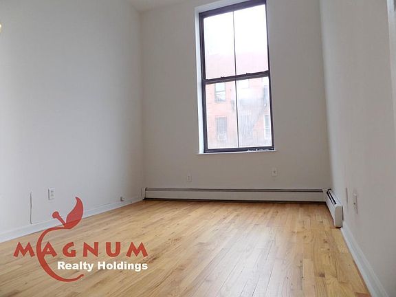 3rd image of 107 Eldridge St APT 4e