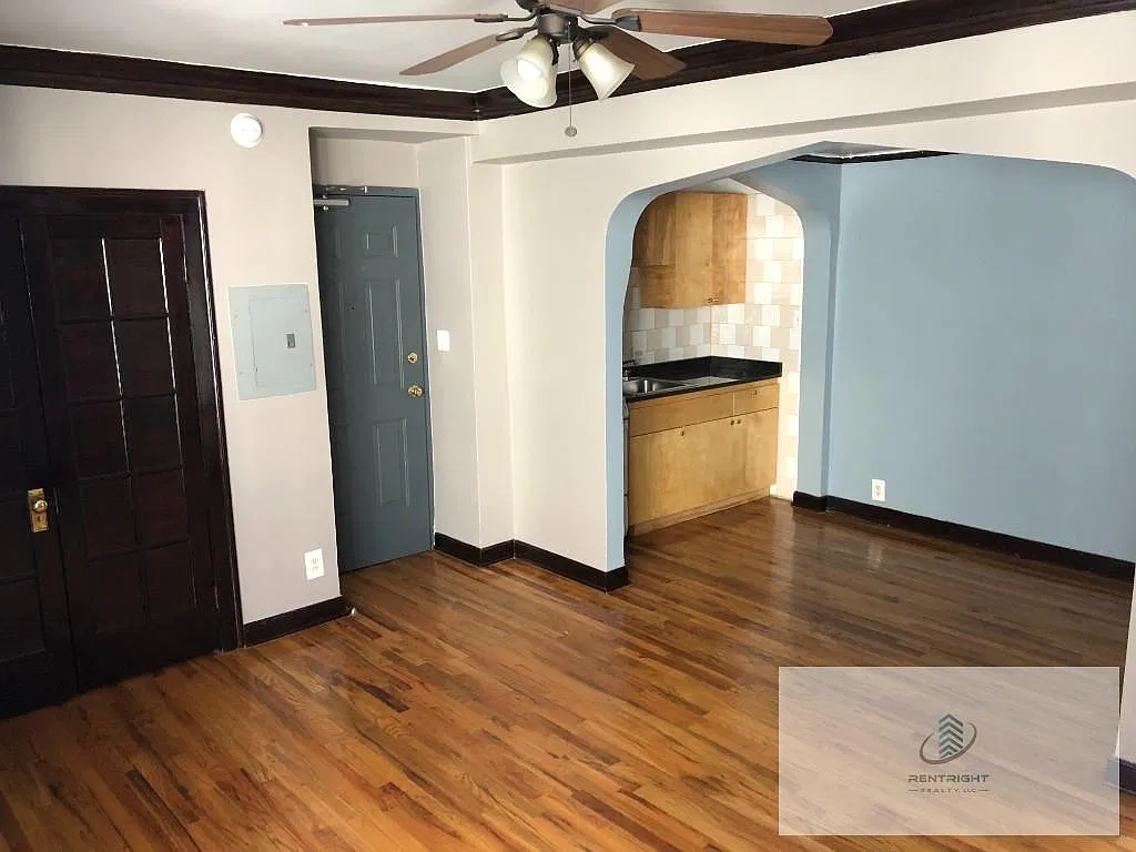 1 bed, 1.0 bath, 700 sqft, $1,650 — Photo 2