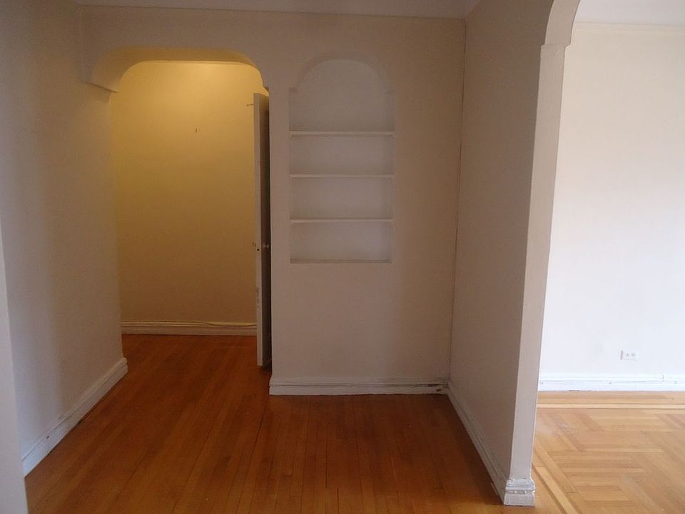 2nd image of 11123 76th Rd APT F1