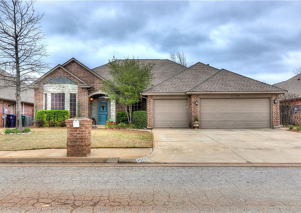 1st image of 15704 Shadow Mountain Dr