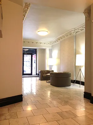 Rented by Bold New York | media 6