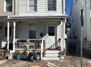 333 Walnut St, Bristol, PA 19007