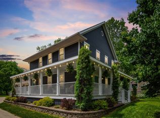 2720 49th St, Des Moines, IA 50310