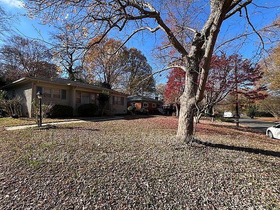 5th image of 1932 Sandhurst Dr