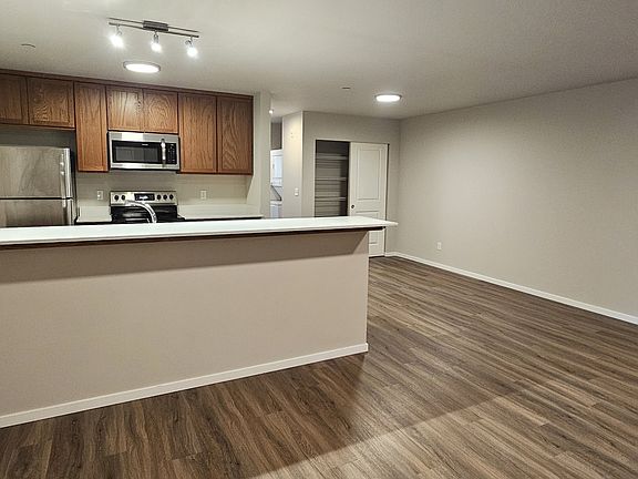 3rd image of 15713 35th Ave W