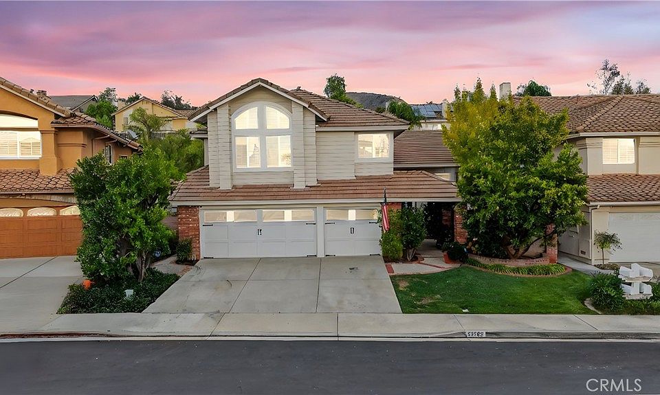 1st image of 21352 Silvertree Ln