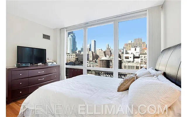 Rented by Douglas Elliman | media 10