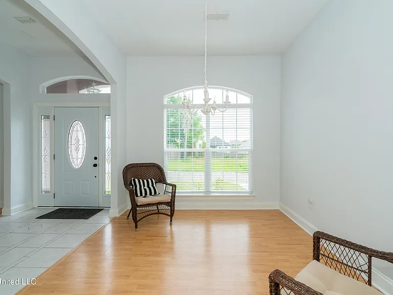 24 Pelican Cove Ln — Photo 6