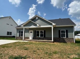 467 North Ave, Appomattox, VA 24522