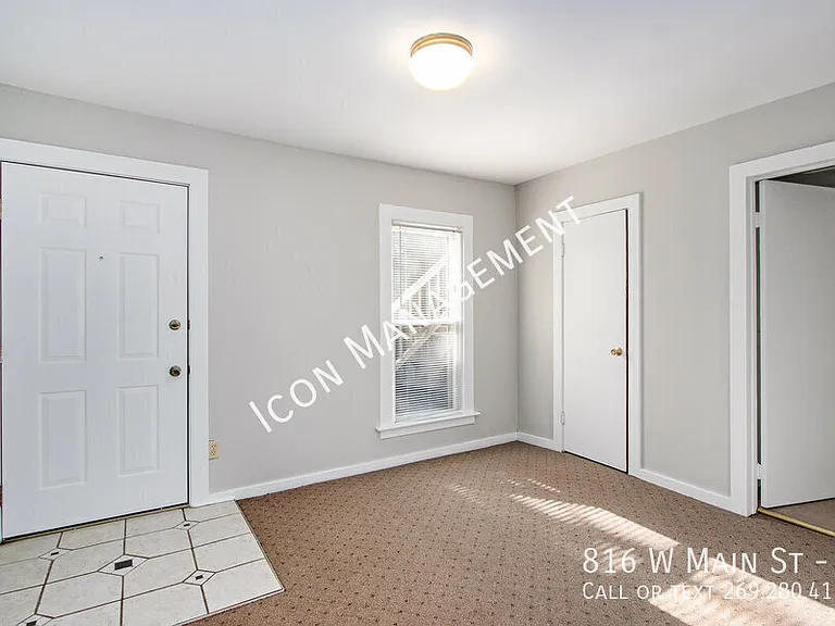 816 W Main St #2 — Photo 11